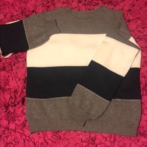Women’s color block sweater